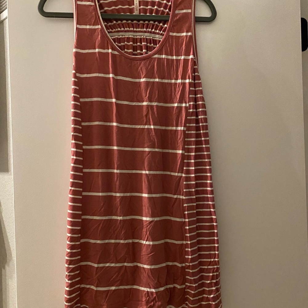 Rust and white race back tank